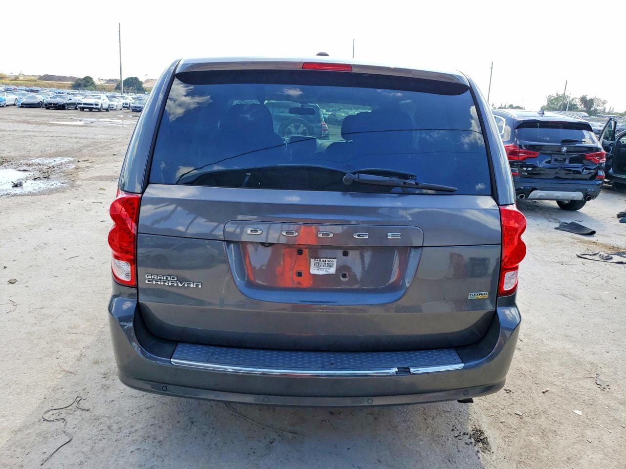 2017 Dodge Grand Caravan se