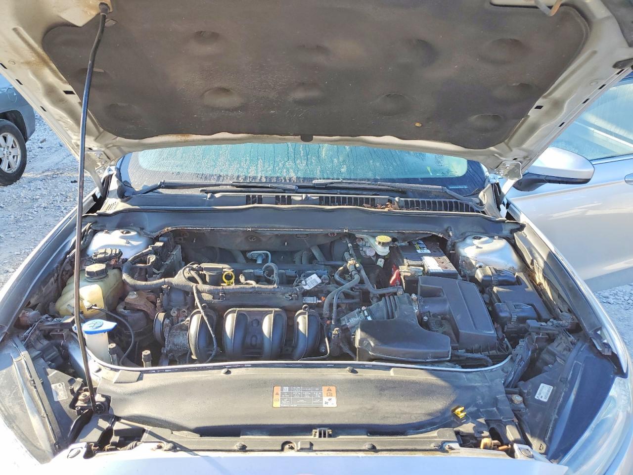 2013 Ford Fusion s