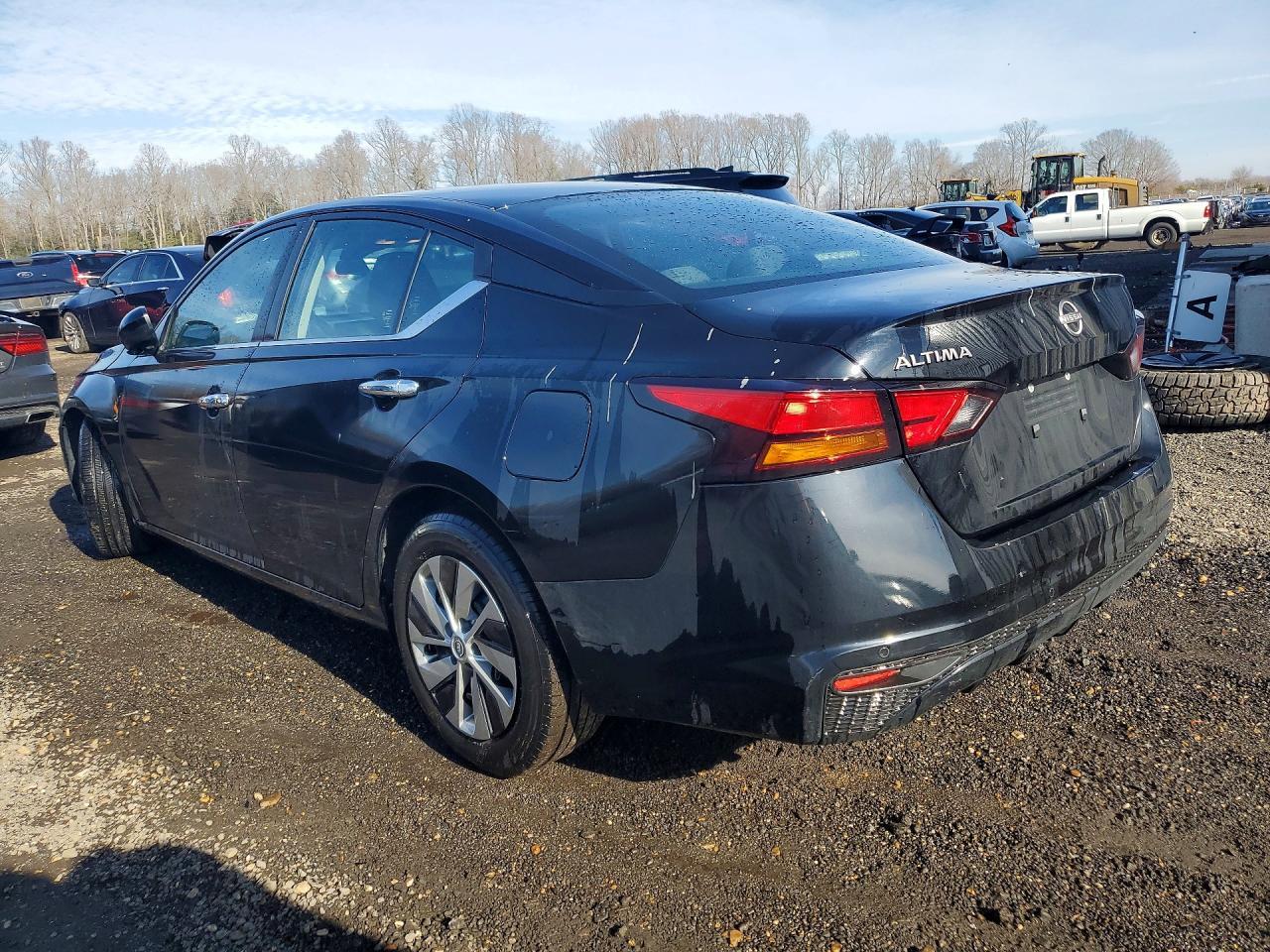 2023 Nissan Altima s