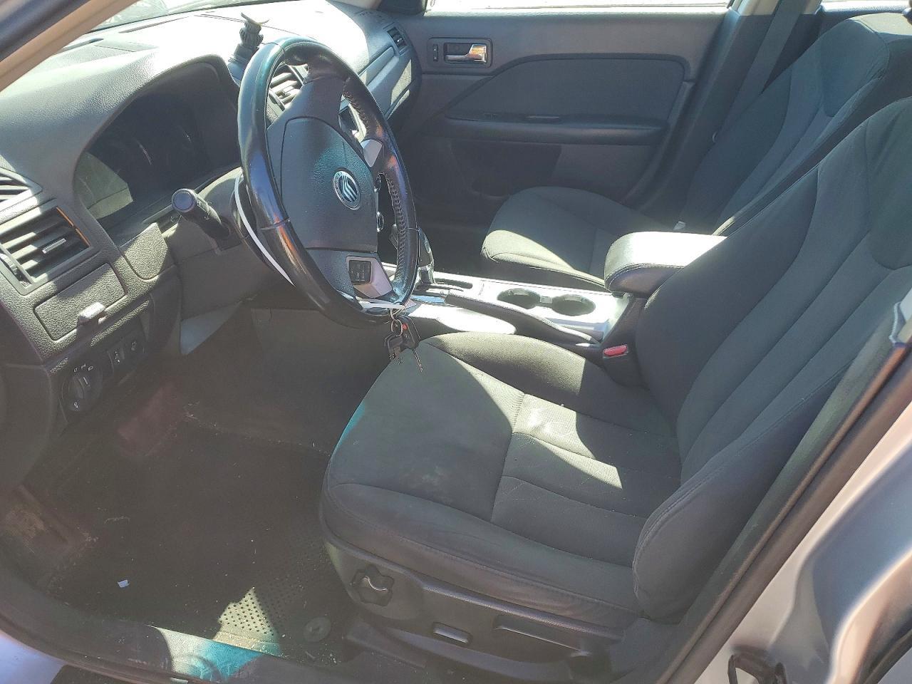 2010 Mercury 2010 Merc Milan