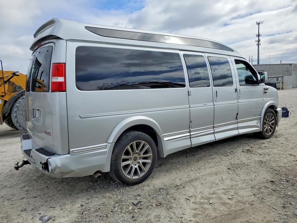 2020 GMC Savana G2500