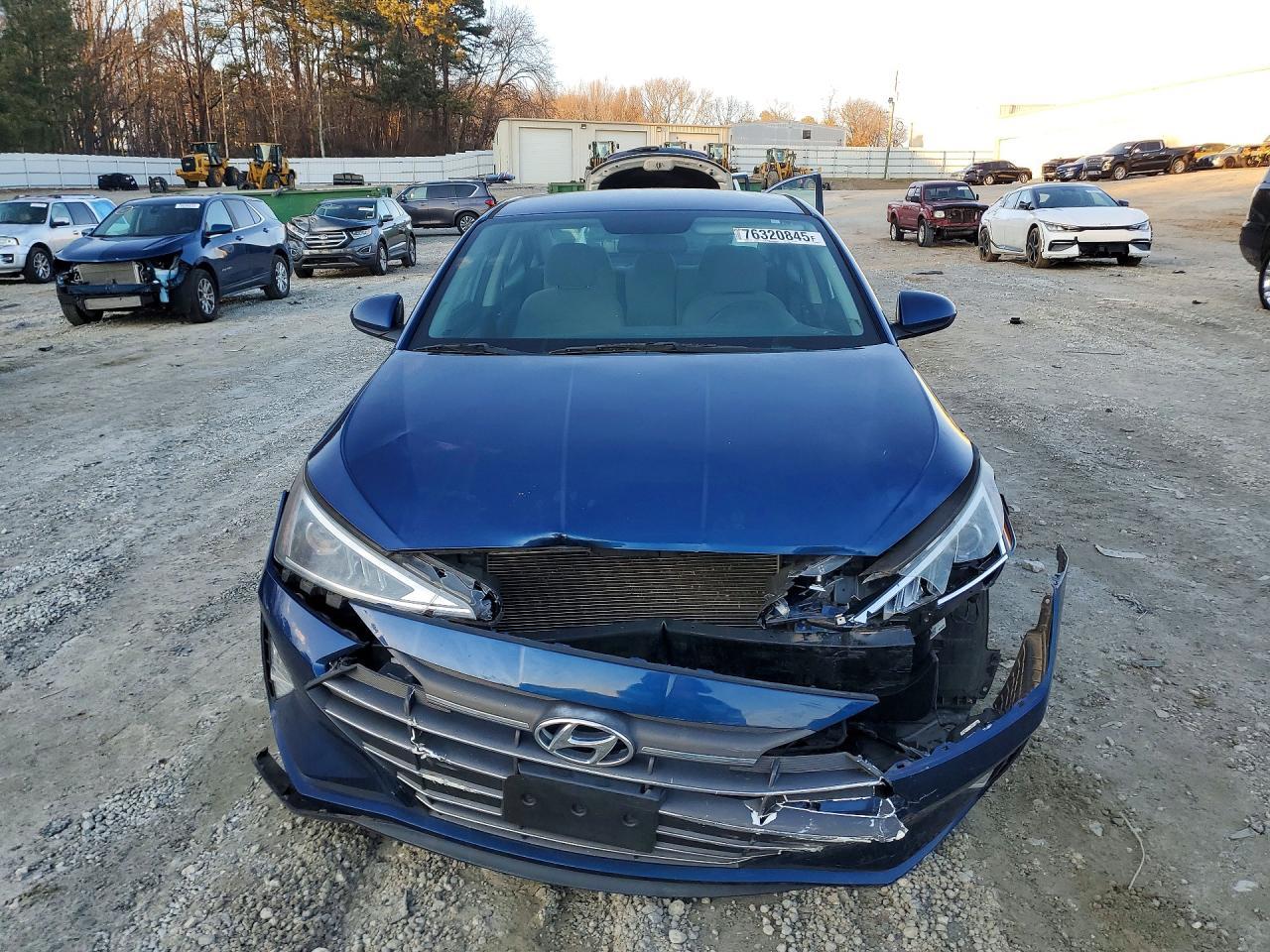 2019 Hyundai Elantra se