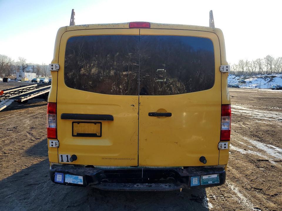2015 Nissan Nv 2500 hd s