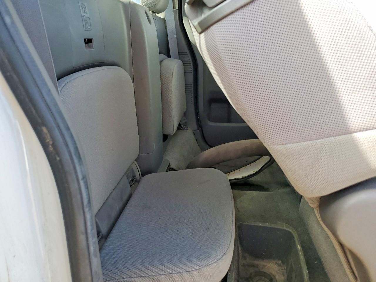 2012 Nissan Frontier S