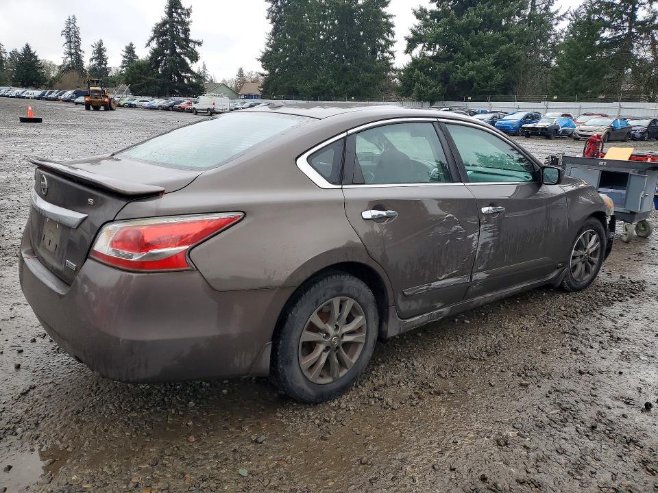 2015 Niss Altima 2.5 s