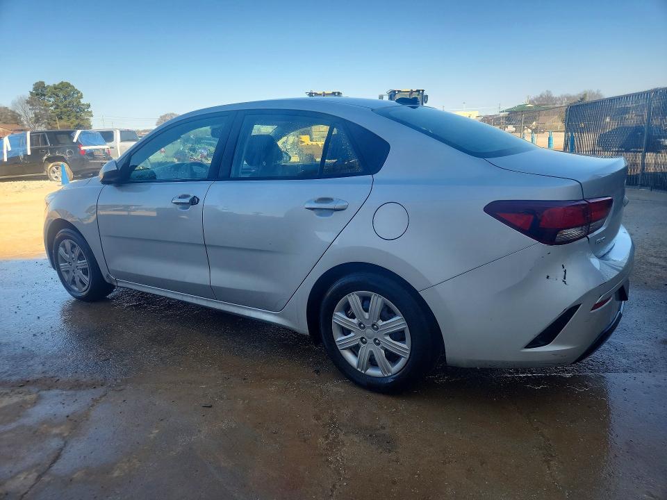 2023 KIA Rio s