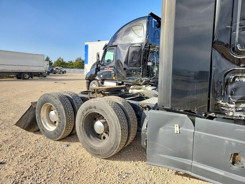 2016 Freigliner Cascadia 125