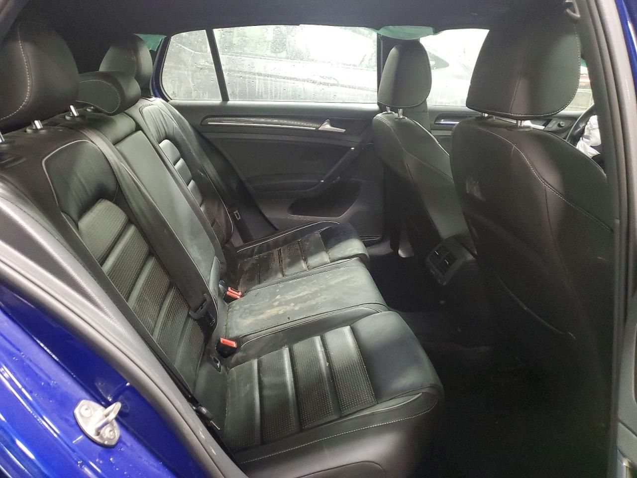 2018 Volkswagen Golf r