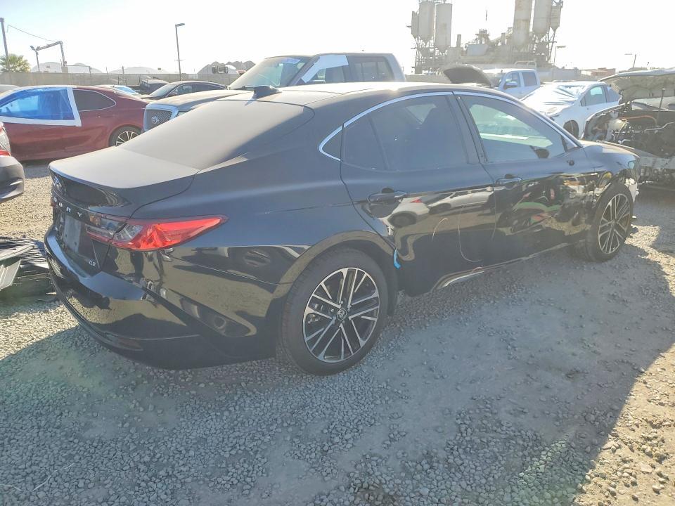 2025 Toyota Camry xle