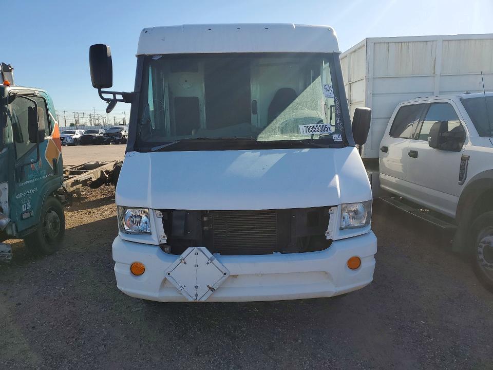 2013 Isuzu NPR HD Delivery Van
