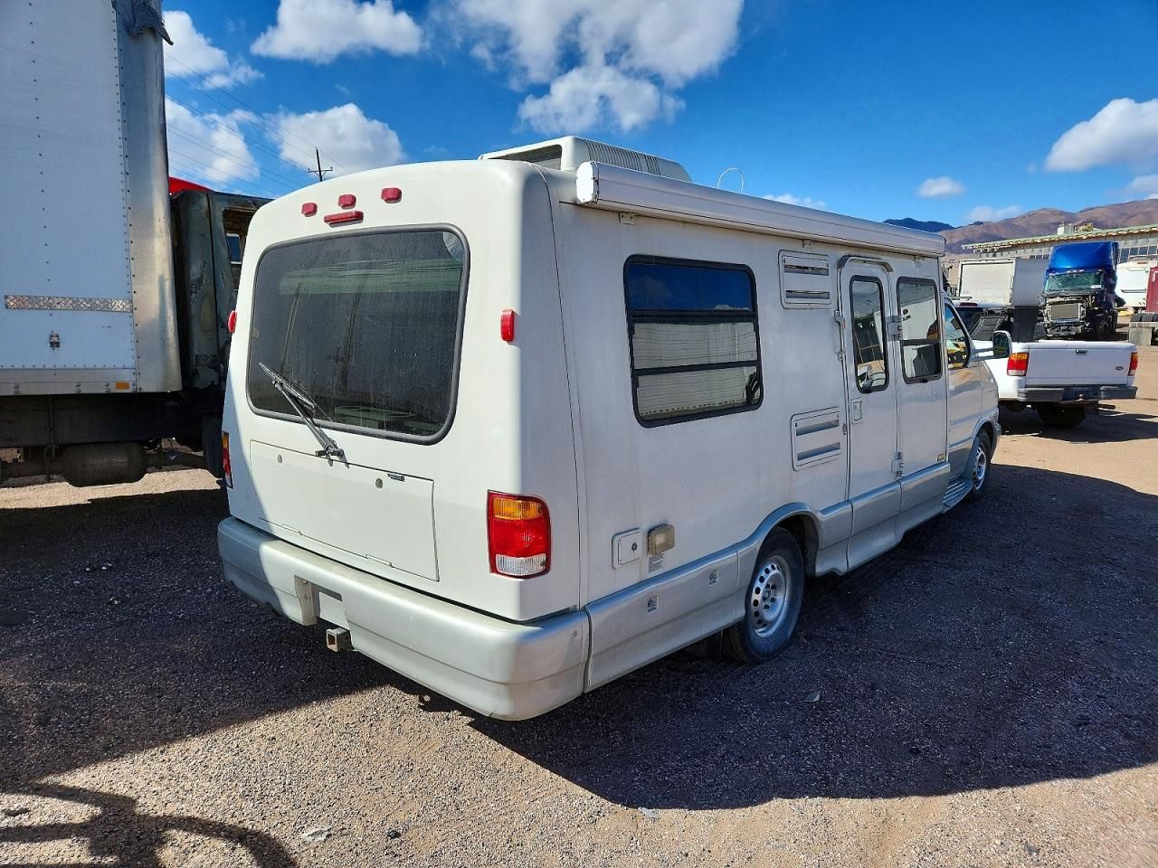 2000 Winnebago 2000 Volkswagen Eurovan