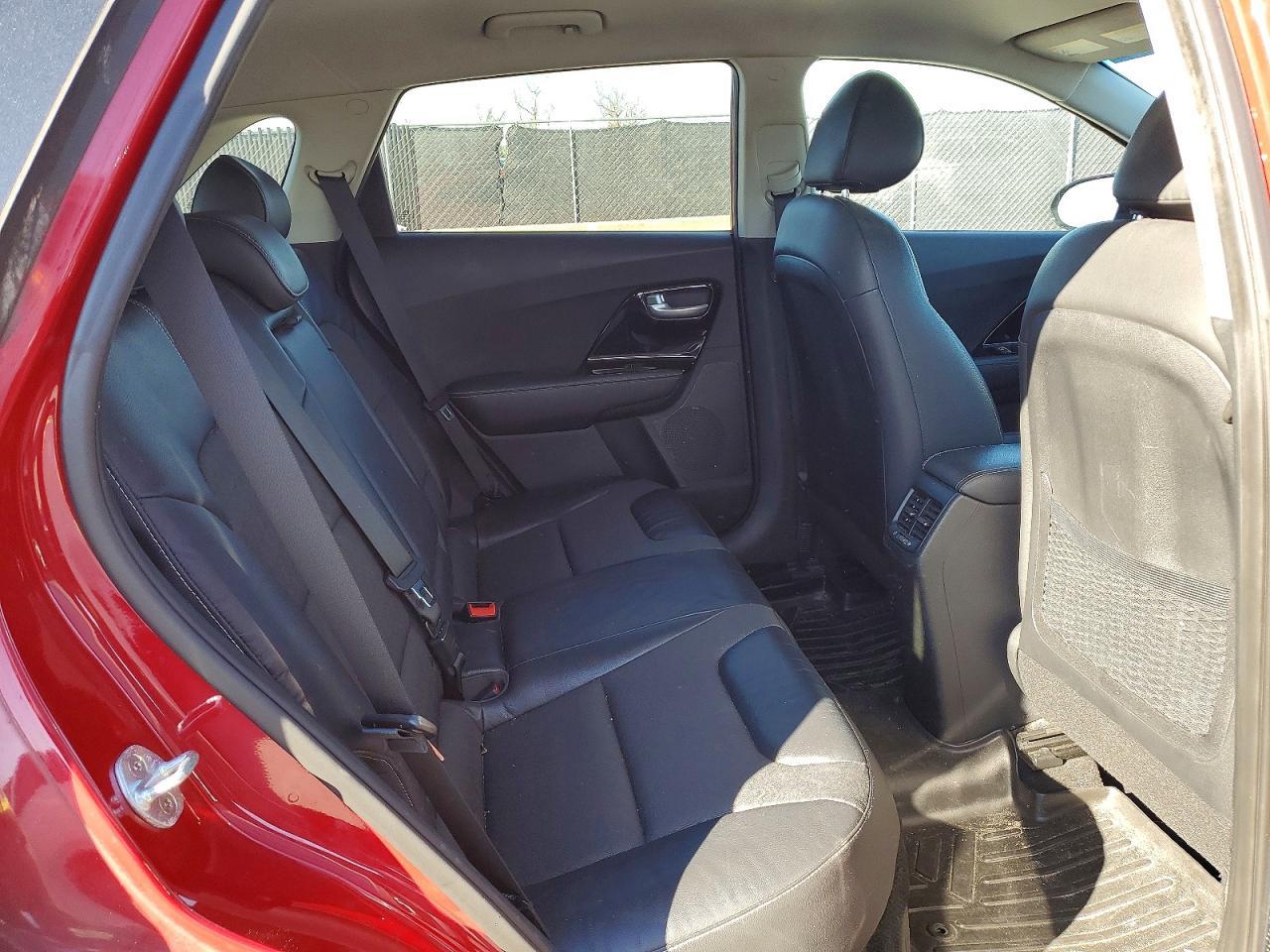 2017 KIA Niro ex