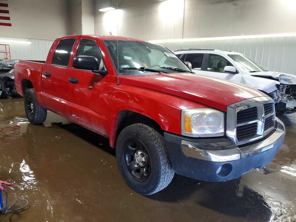 2005 Dodge Dakota Quad slt