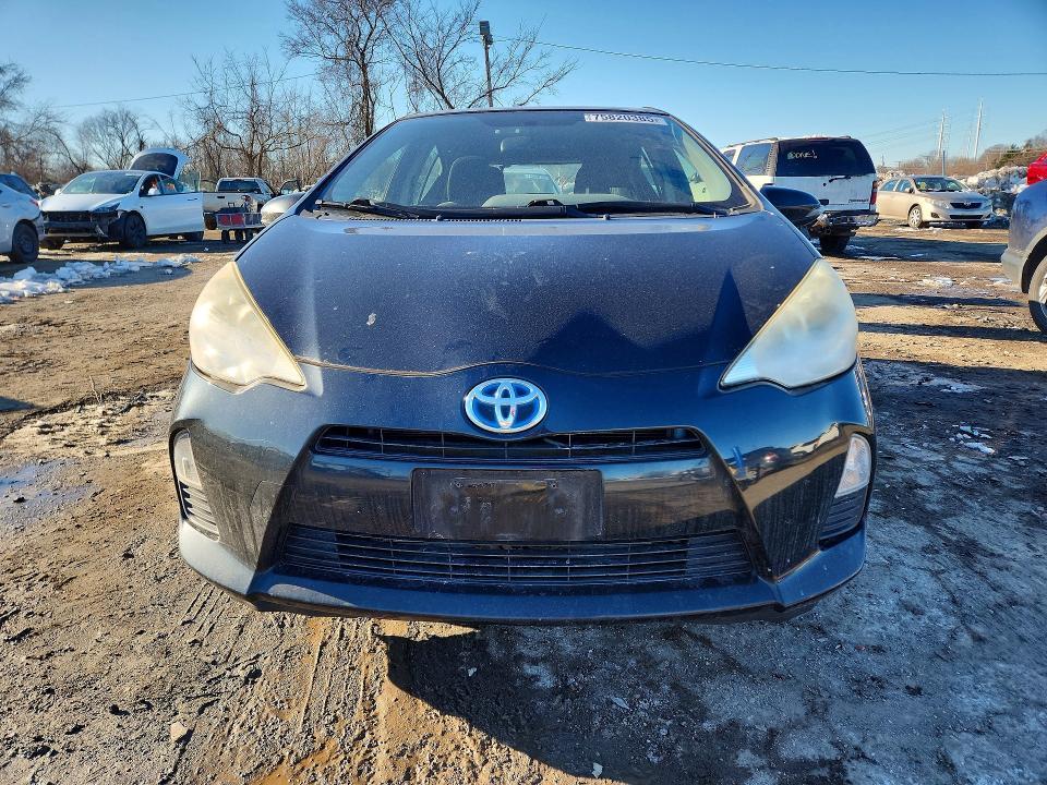2013 Toyota Prius c