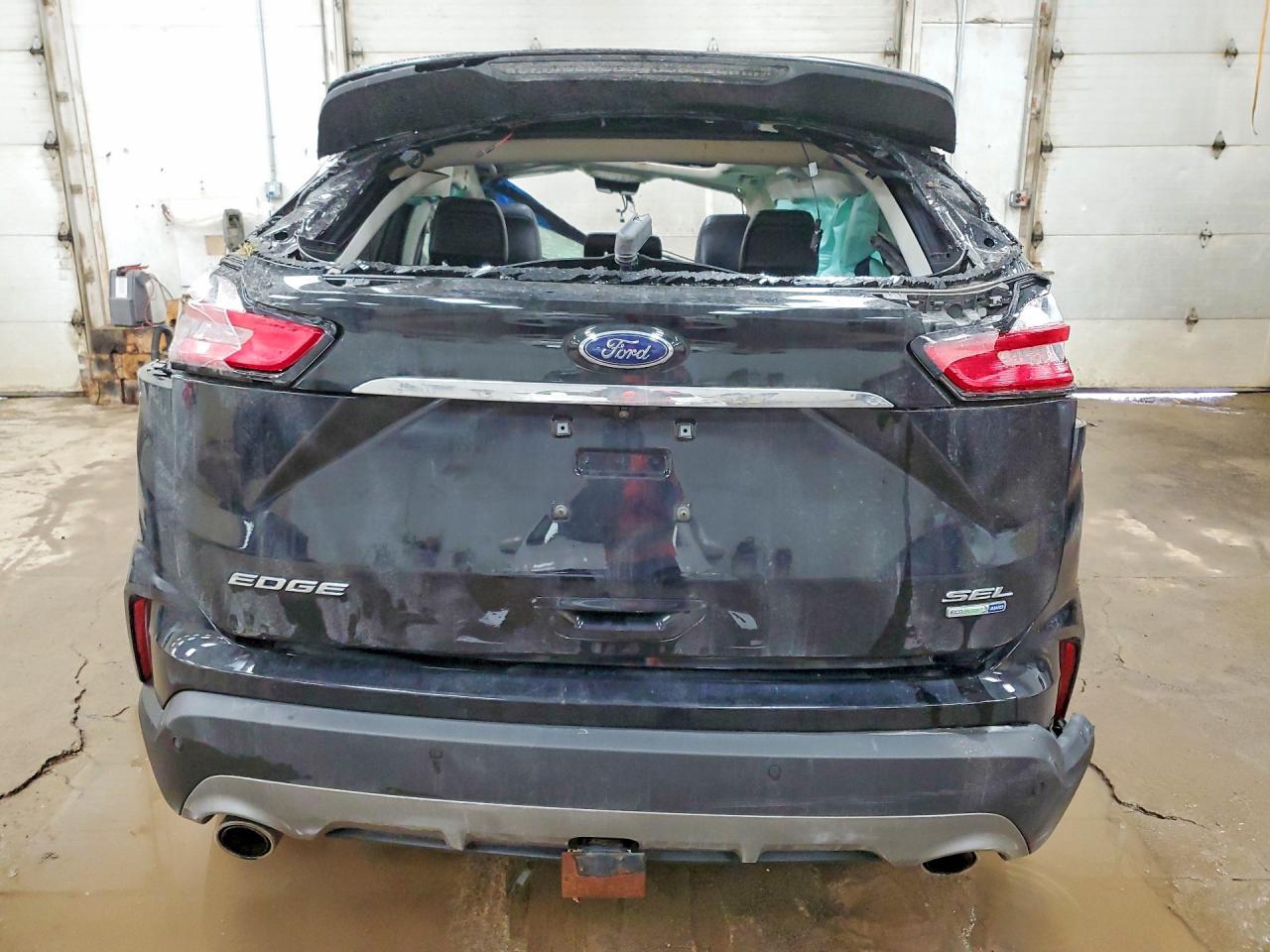2020 Ford Edge sel