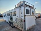 2005 Featherlite Horsetrl