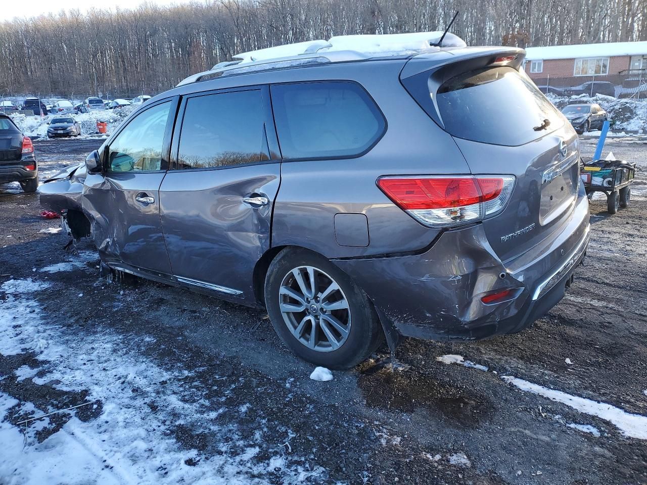 2014 Nissan Pathfinder s