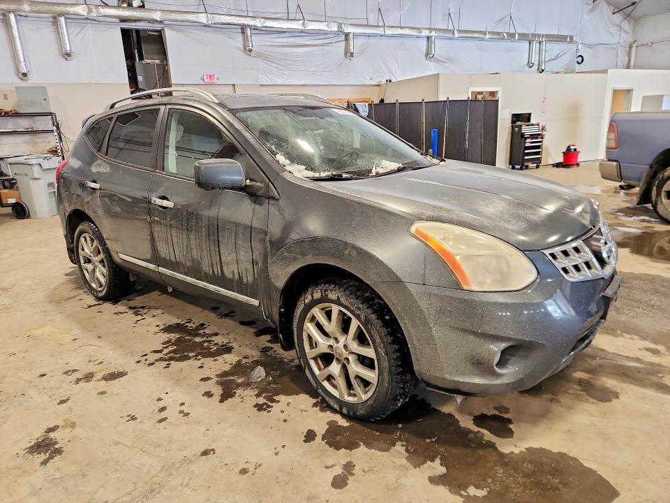 2012 Nissan Rogue s