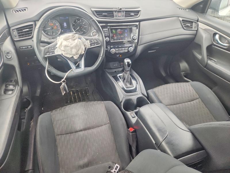 2018 Niss Rogue sv