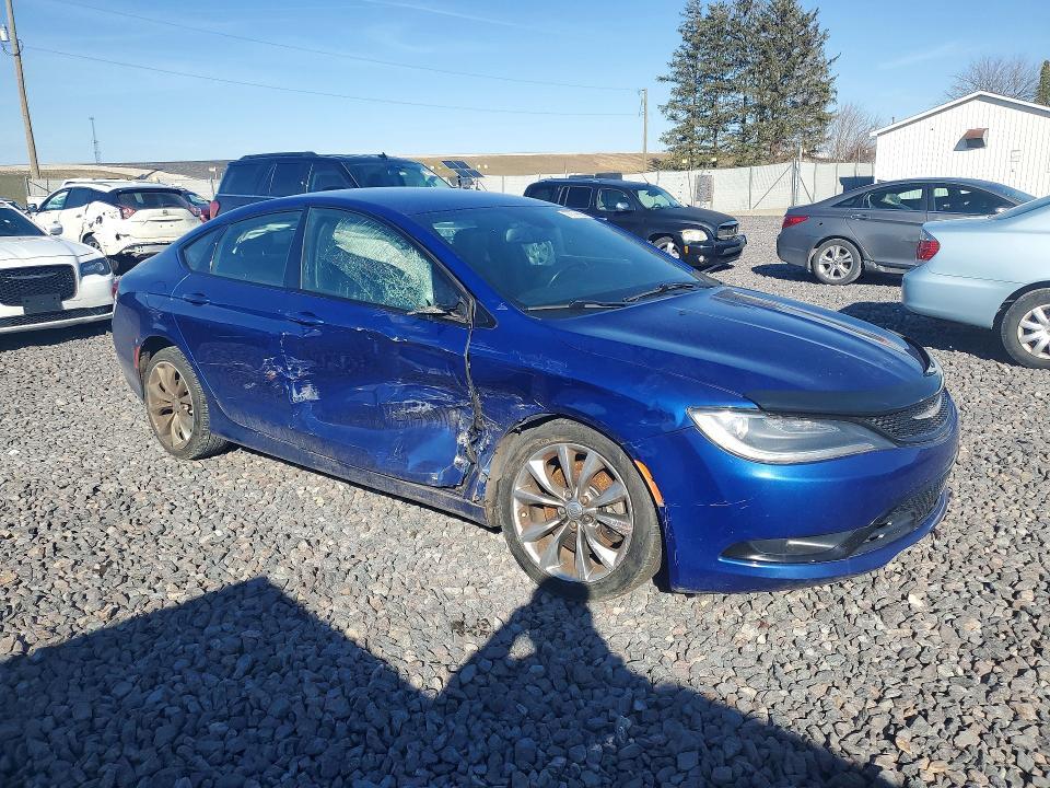 2015 Chrysler 200 s