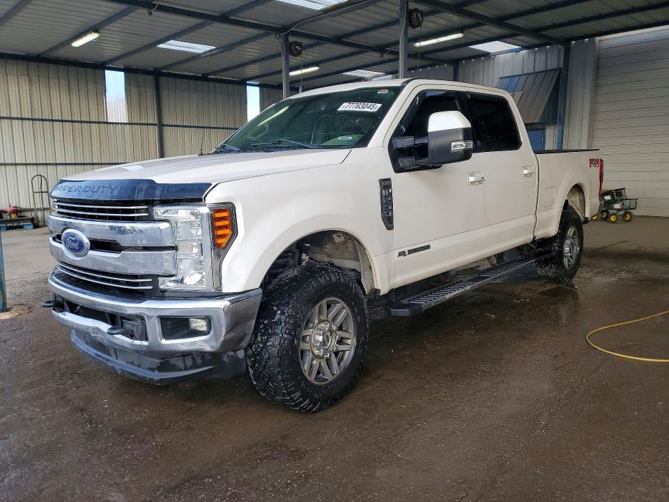 2019 Ford F250 Lariat 4WD 6.7L V8 Tdsl Crew Cab