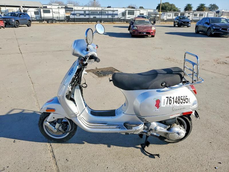 2009 Vespa LX 150