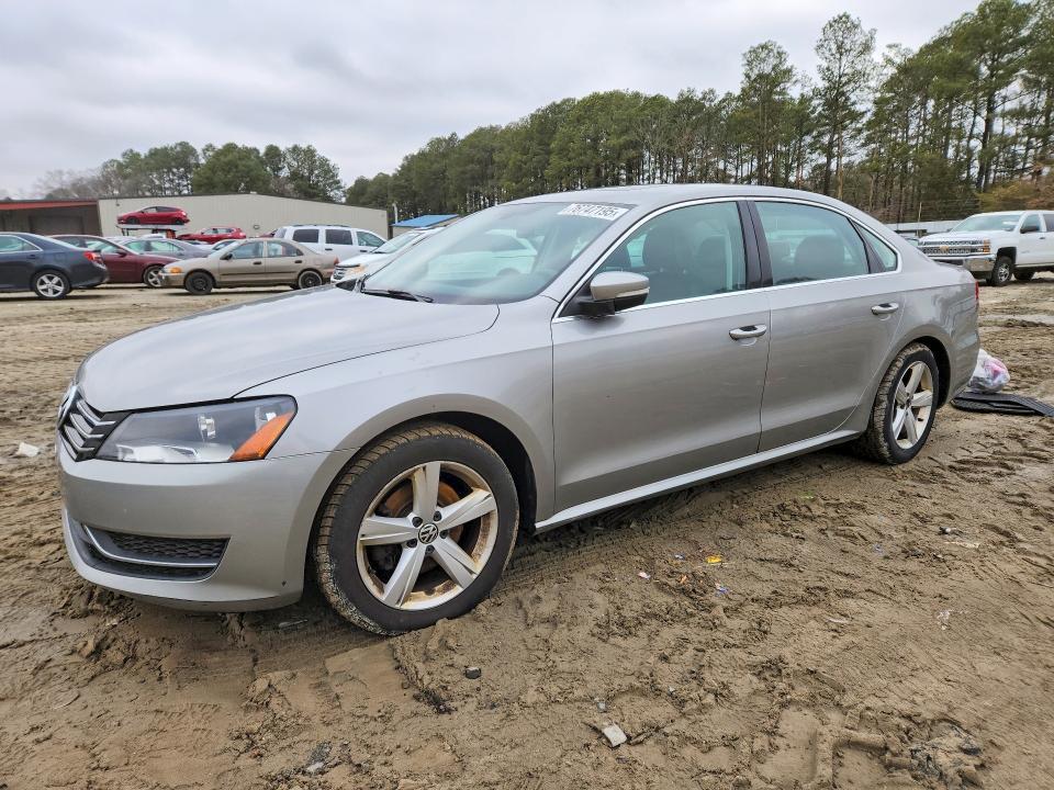 2013 Volkswagen Passat se