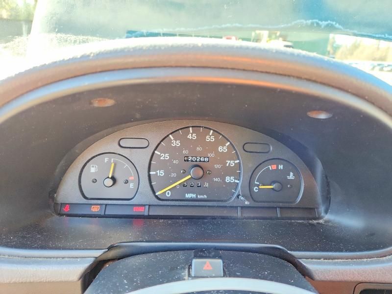 1999 Chevrolet Metro lsi