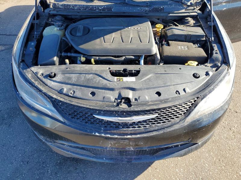 2015 Chrysler 200 s