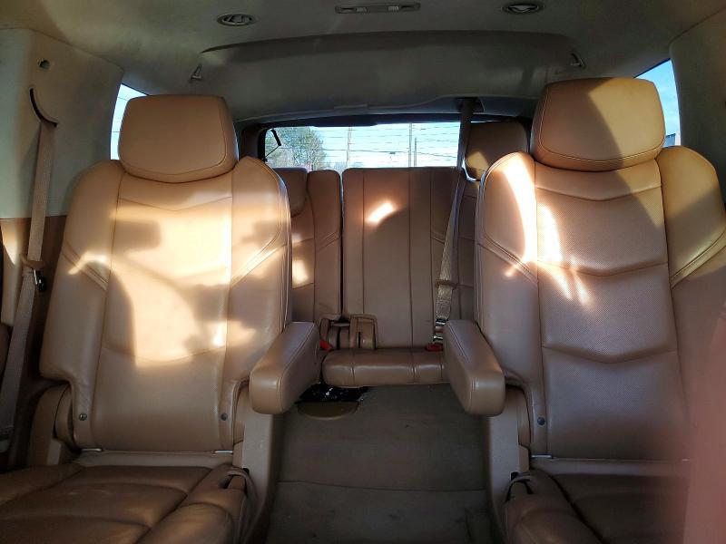 2016 Cadillac Escalade Platinum