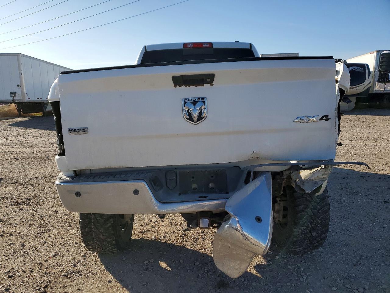 2010 Dodge 2010 Dodg RAM 3500 Laramie MEG