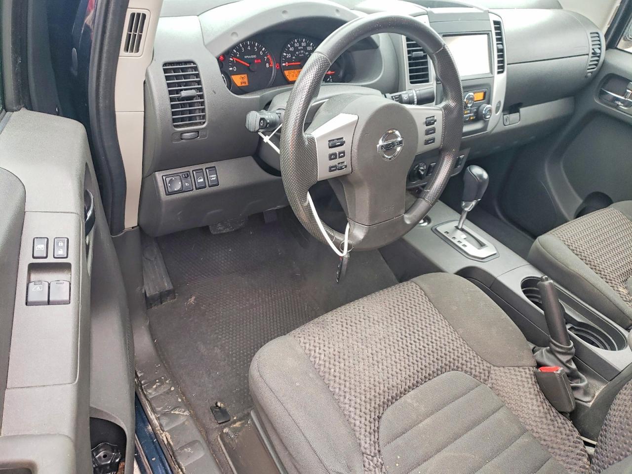 2021 Nissan Frontier SV