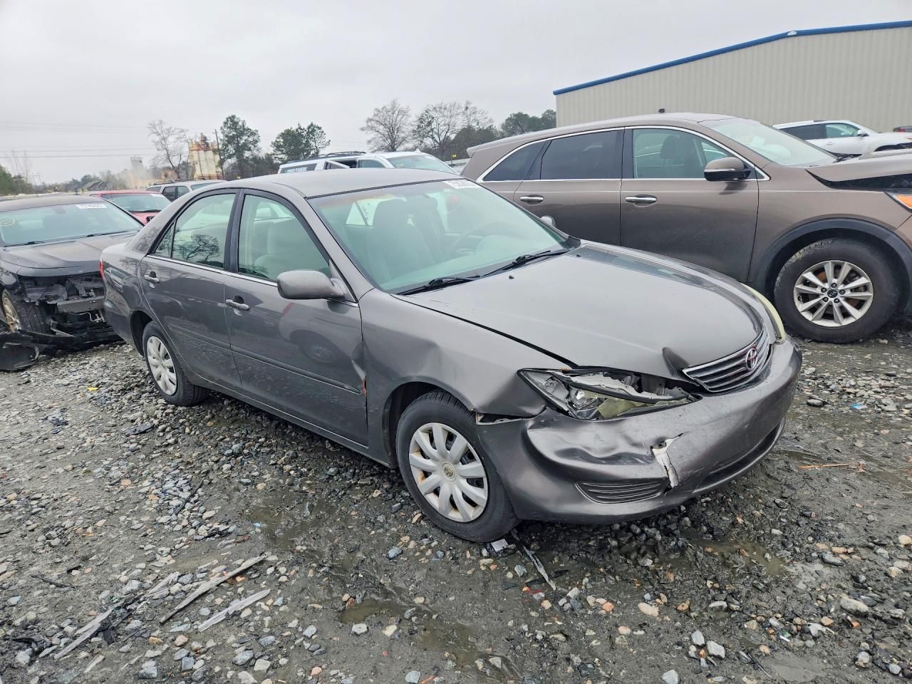 2005 Toyota Camry le