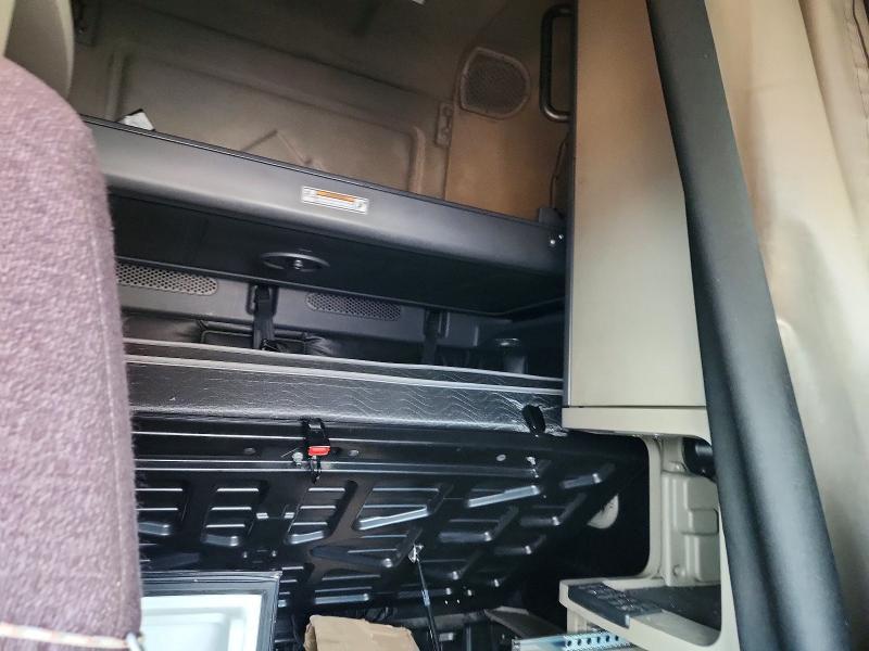 2018 Freightliner Cascadia 1