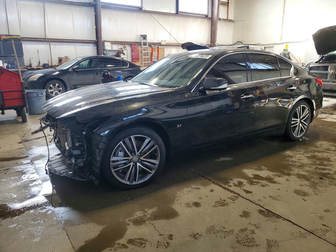 2015 Infiniti Q50 Base