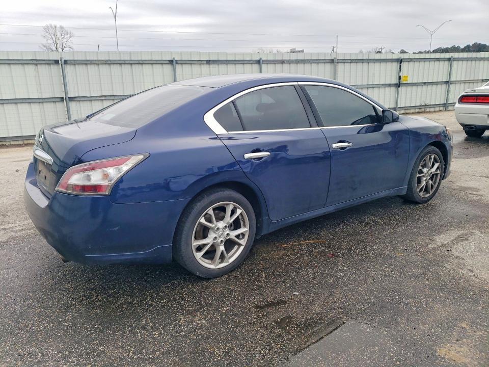 2013 Nissan Maxima s