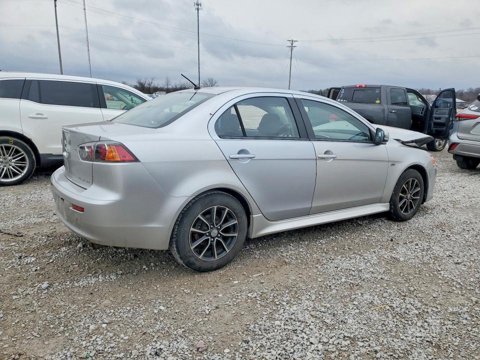 2017 Mitsubishi Lancer es