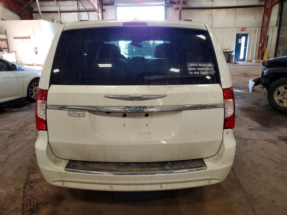 2012 Chrysler Town & Country Touring l