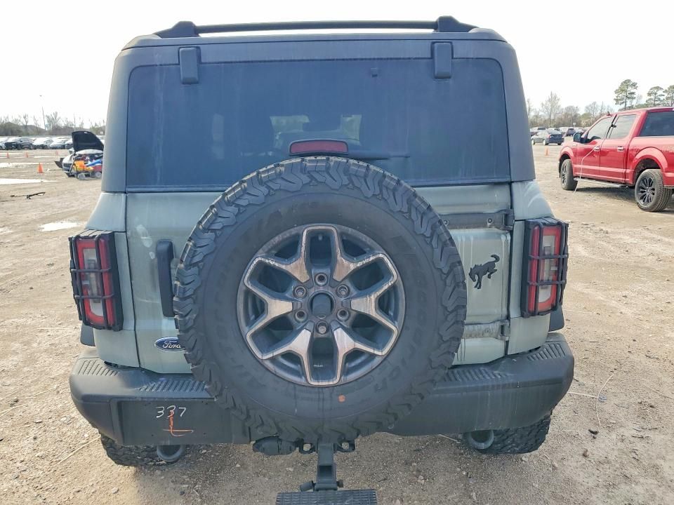 2021 Ford Bronco Base