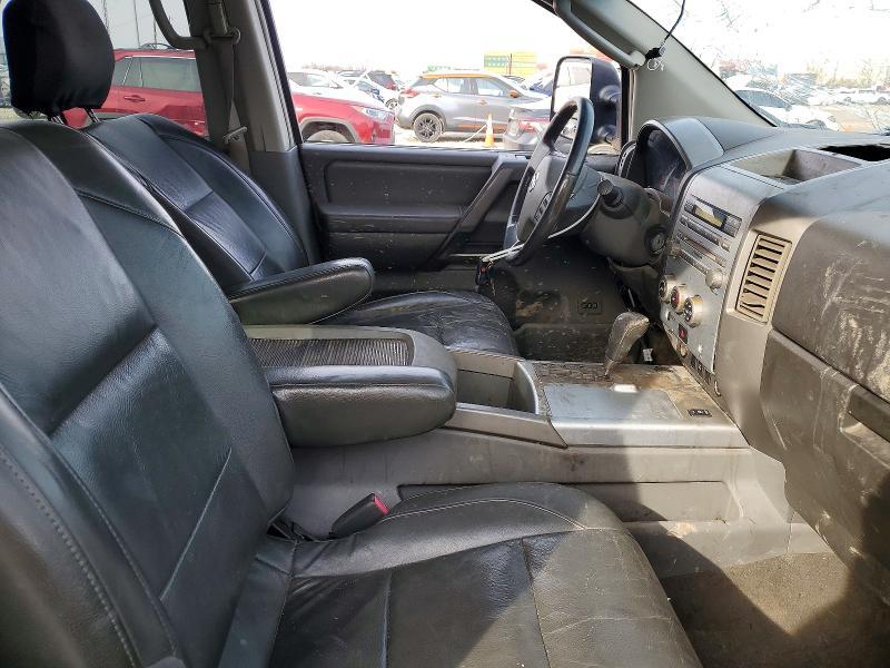 2005 Nissan Titan XE