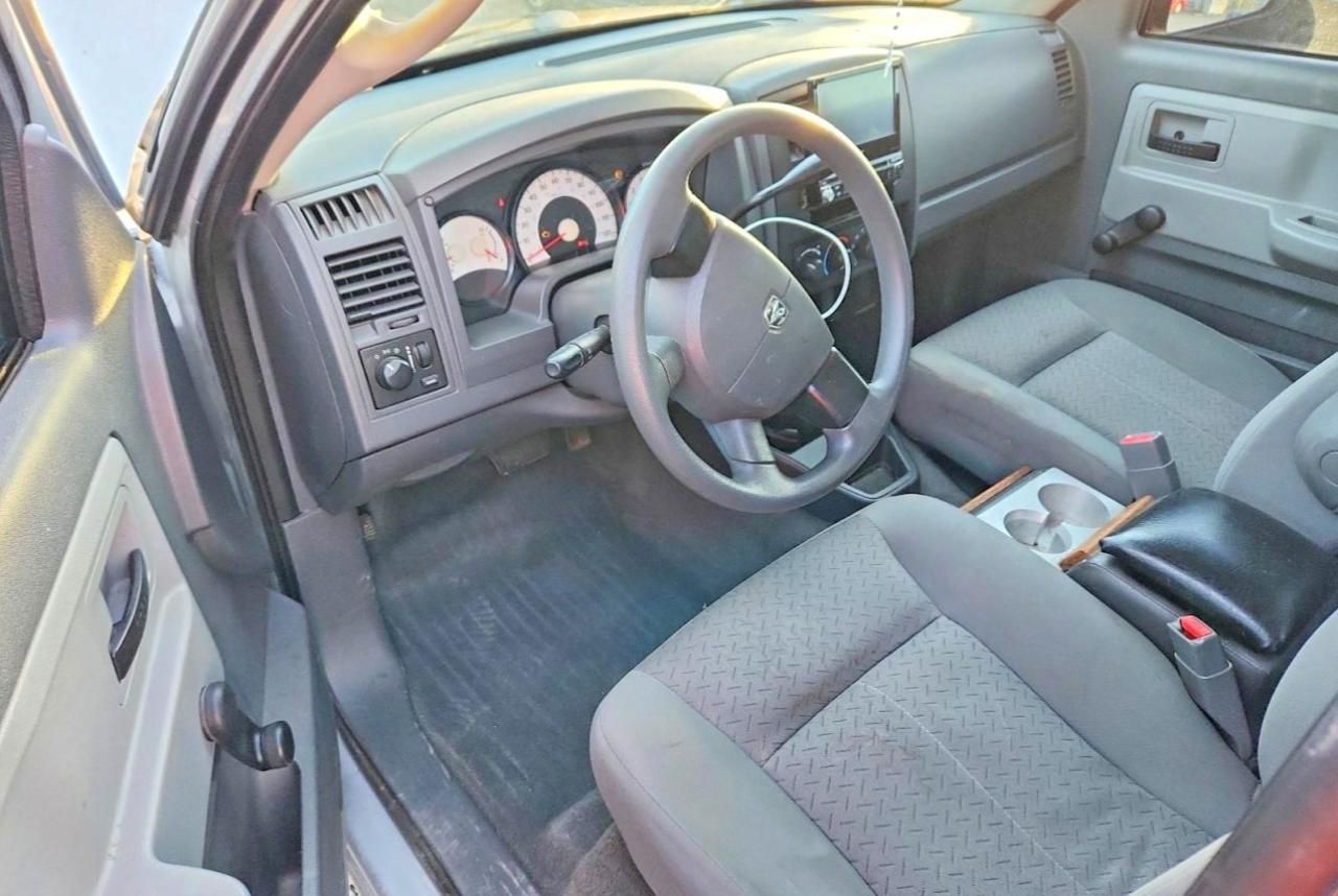 2007 Dodge Dakota st