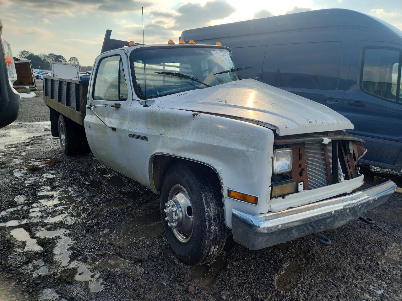 1989 Chevrolet R Conventional Flatbed Truck