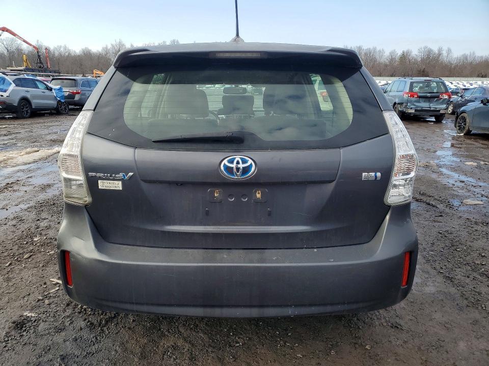 2013 Toyota Prius v