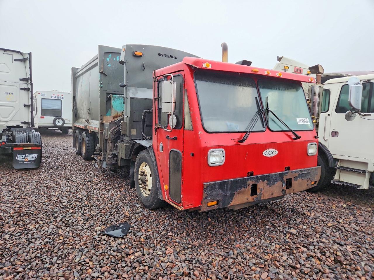2006 Cranerrier 2006 Cadillac Refuse Truck