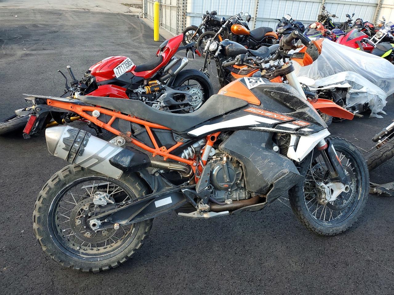 2021 KTM 890 Adventure R
