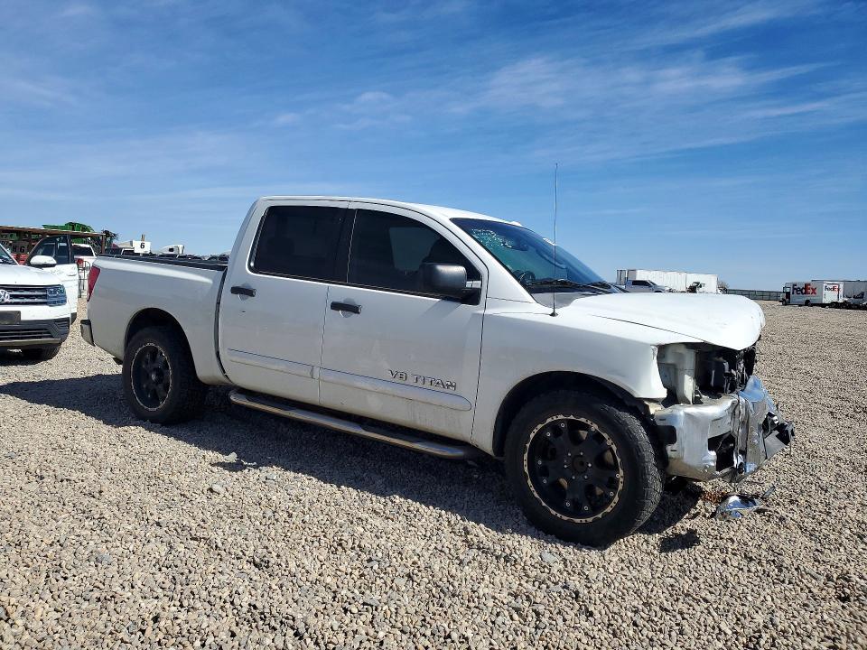 2008 Niss Titan