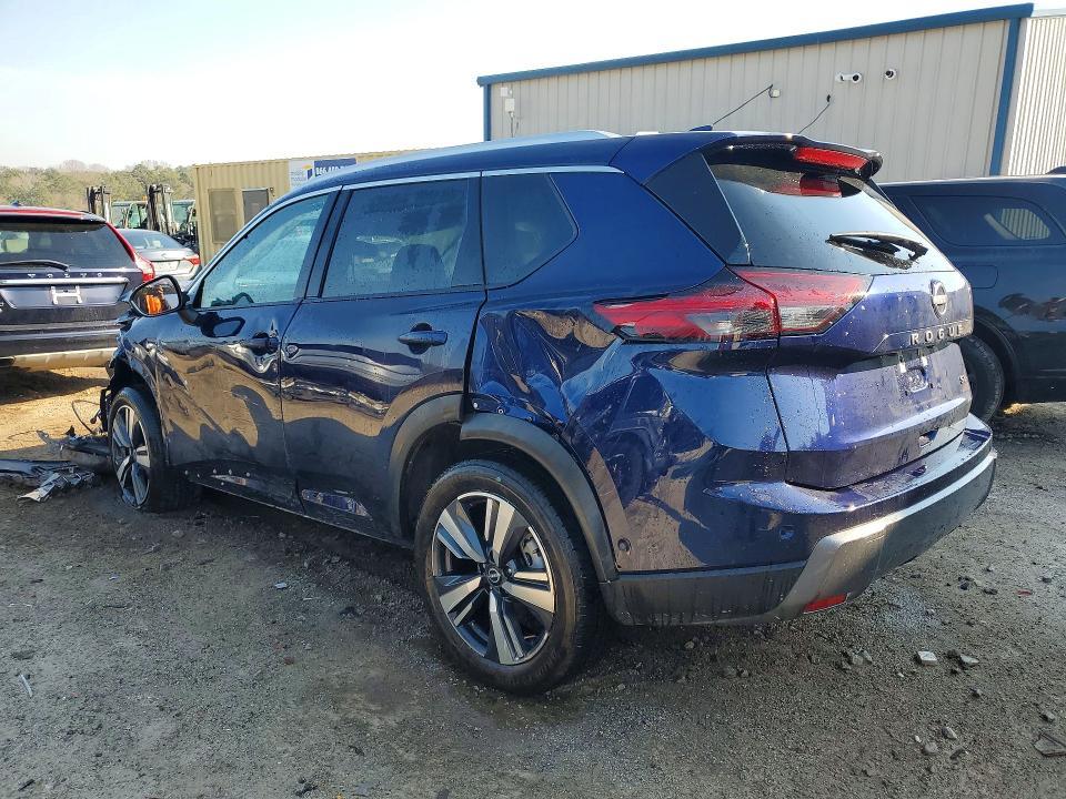 2026 Nissan Rogue sl