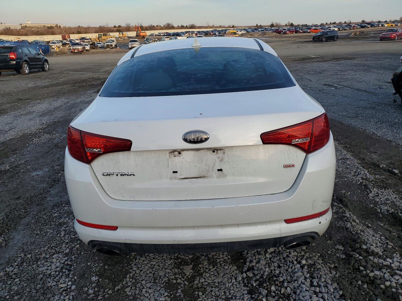 2013 KIA Optima lx