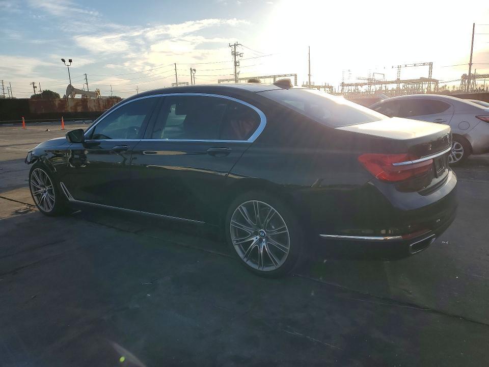 2017 BMW 740 i