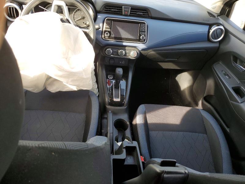 2023 Nissan Versa sv